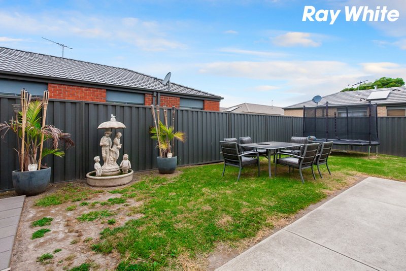 Photo - 2 Macadamia Street, Pakenham VIC 3810 - Image 15