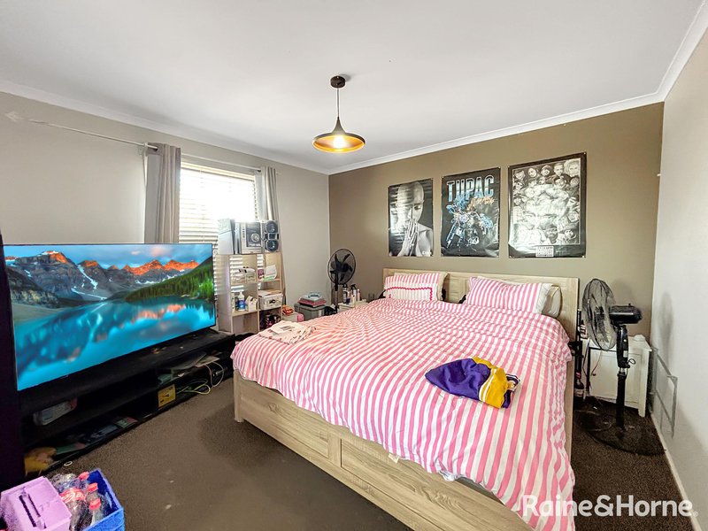 Photo - 2 Macarthur Drive, Cranbourne VIC 3977 - Image 7