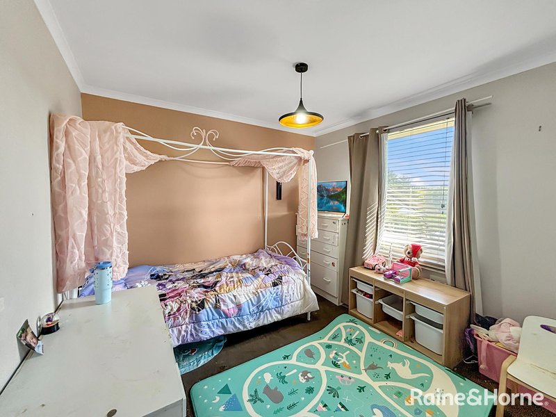 Photo - 2 Macarthur Drive, Cranbourne VIC 3977 - Image 9