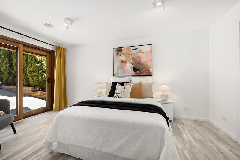 Photo - 2 Macfarlan Place, Latham ACT 2615 - Image 14