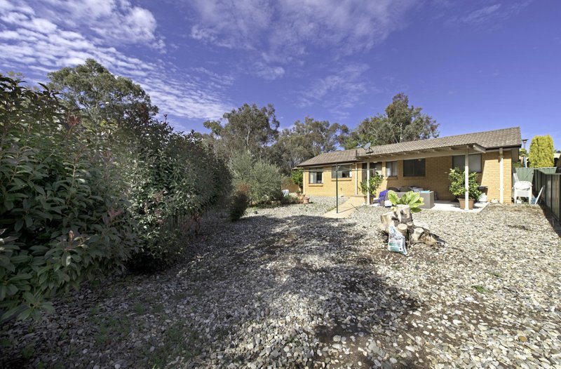 Photo - 2 Macfarlan Place, Latham ACT 2615 - Image 15