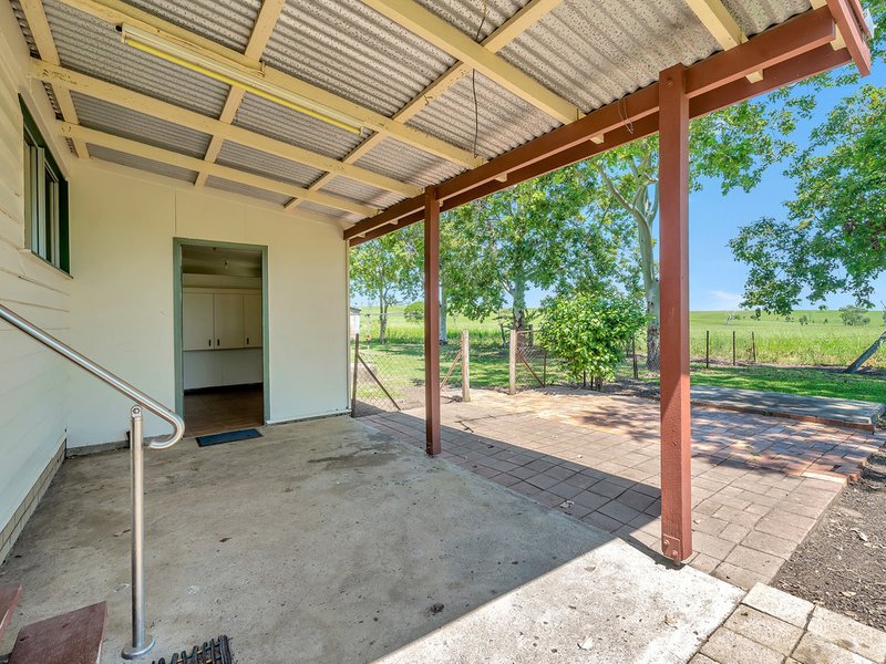 Photo - 2 Macfarlane Road, Bryden QLD 4312 - Image 12