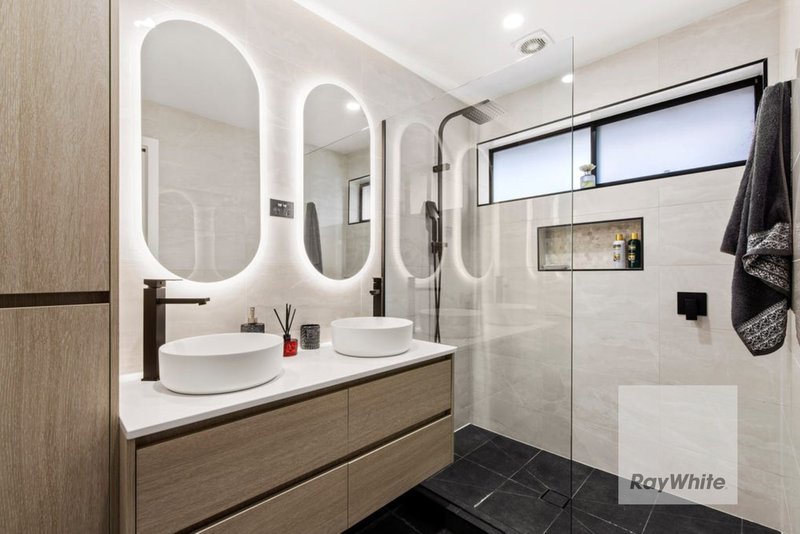 Photo - 2 Madigan Crescent, Mill Park VIC 3082 - Image 2
