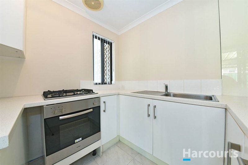 Photo - 2 Magna Cove, Mirrabooka WA 6061 - Image 3