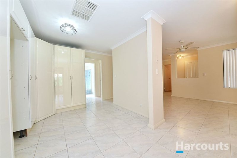 Photo - 2 Magna Cove, Mirrabooka WA 6061 - Image 4