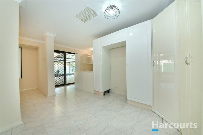 Photo - 2 Magna Cove, Mirrabooka WA 6061 - Image 5