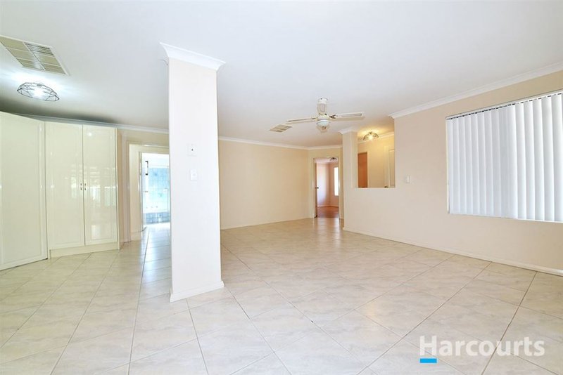 Photo - 2 Magna Cove, Mirrabooka WA 6061 - Image 7