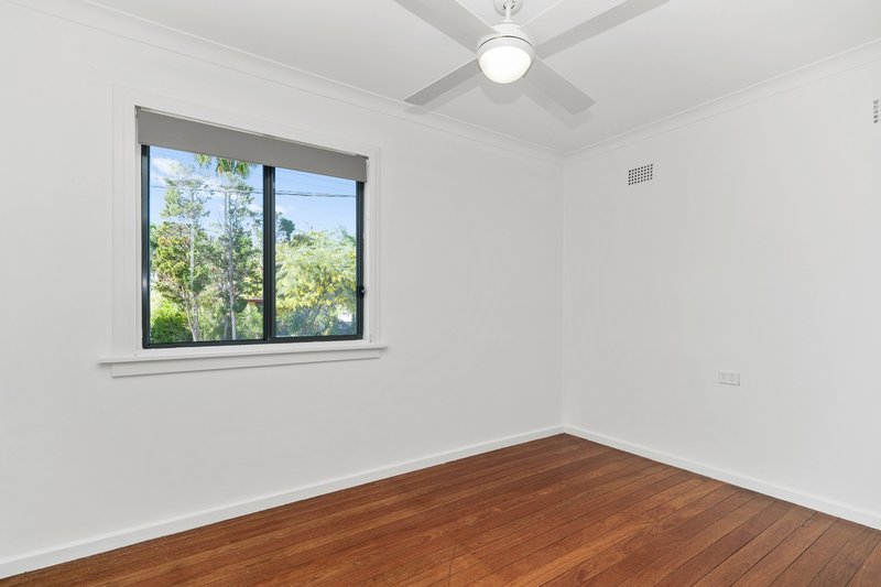 Photo - 2 Mahogany Crescent, Gateshead NSW 2290 - Image 9