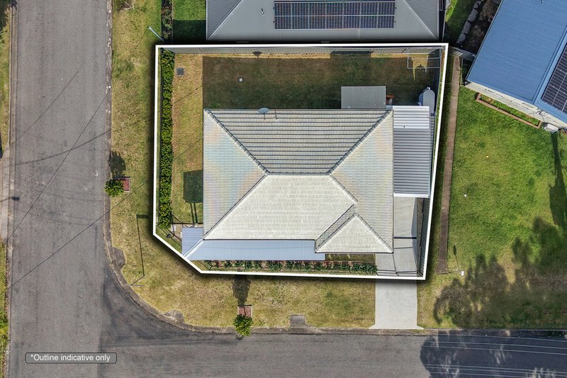 Photo - 2 Mahogany Crescent, Gateshead NSW 2290 - Image 18