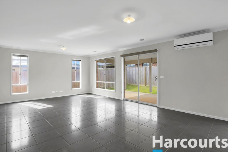 Photo - 2 Maidenhair Drive, Warragul VIC 3820 - Image 6