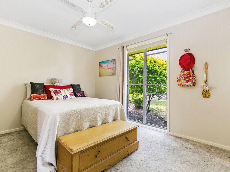 Photo - 2 Malwood Avenue, Macquarie Hills NSW 2285 - Image 9