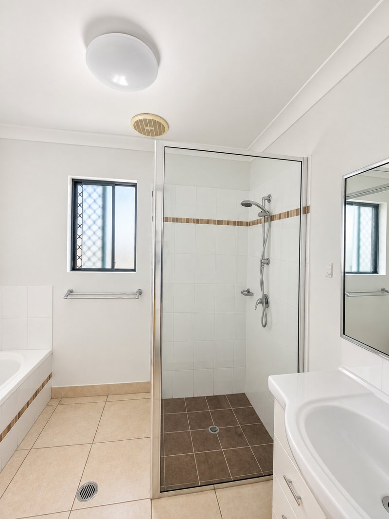 Photo - 2 Mannikin Way, Bohle Plains QLD 4817 - Image 8