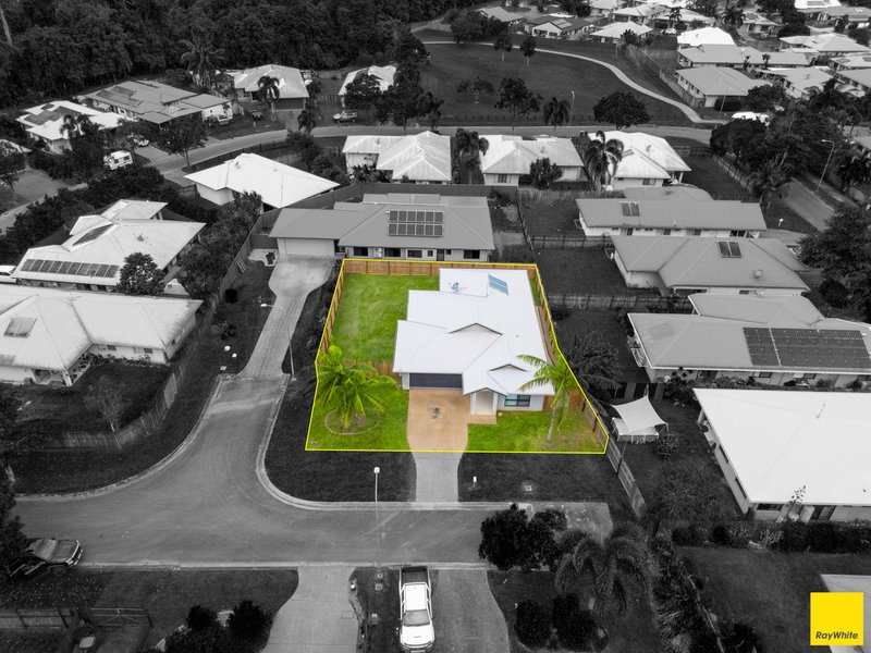 Photo - 2 Manoi Close, Bentley Park QLD 4869 - Image 12