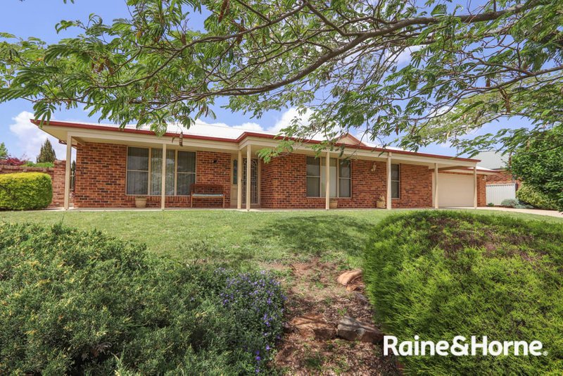 2 Maple Close, Kelso NSW 2795