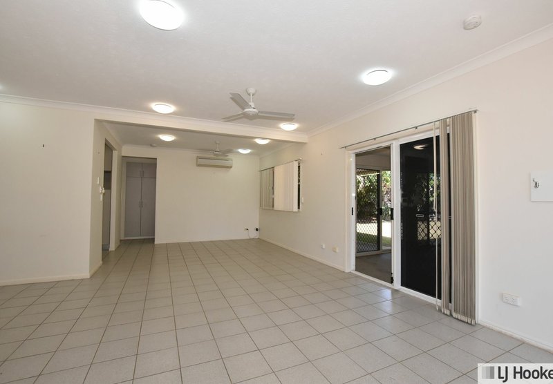 Photo - 2 Maple Terrace , Tully QLD 4854 - Image 4