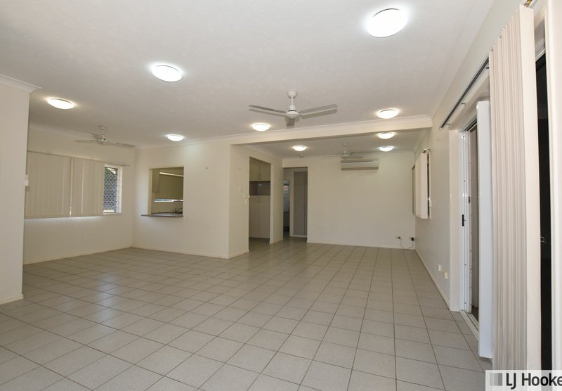 Photo - 2 Maple Terrace , Tully QLD 4854 - Image 5