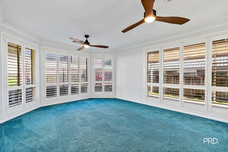Photo - 2 Marcus Clarke Crescent, Glenmore Park NSW 2745 - Image 3