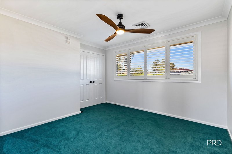 Photo - 2 Marcus Clarke Crescent, Glenmore Park NSW 2745 - Image 10