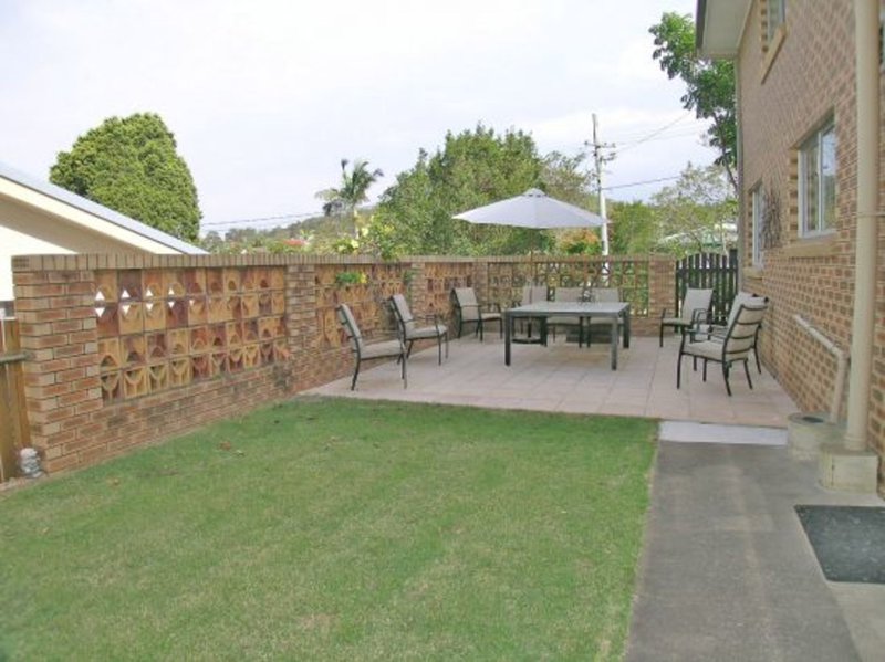 Photo - 2 Margary Street, Mount Gravatt QLD 4122 - Image 2