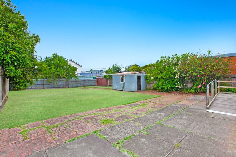 Photo - 2 Margtmary Avenue, Preston VIC 3072 - Image 11