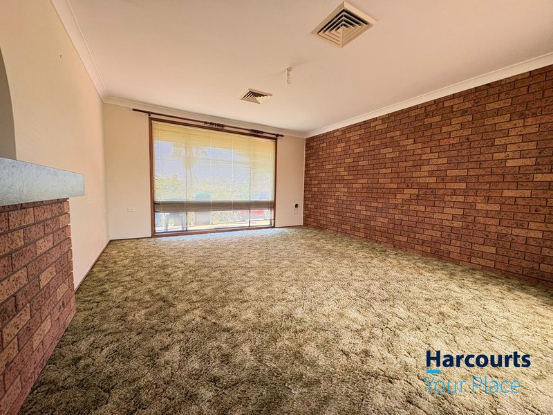 Photo - 2 Marsh Place, Cranebrook NSW 2749 - Image 2