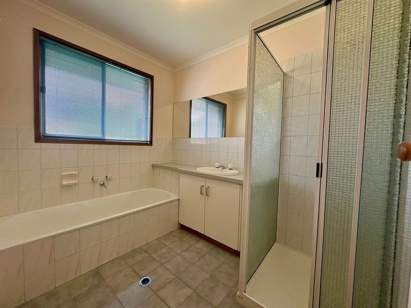 Photo - 2 Matotek Court, Mildura VIC 3500 - Image 7