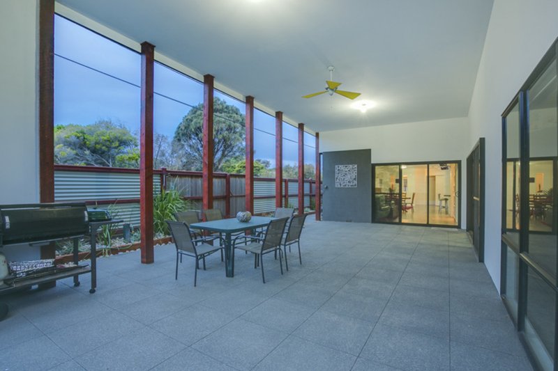 Photo - 2 Maxwell Street, Blairgowrie VIC 3942 - Image 10