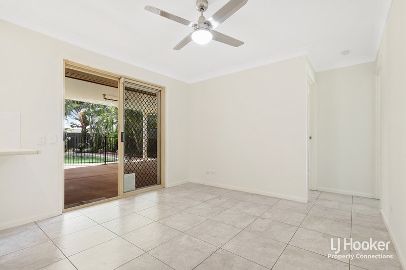 Photo - 2 Mayfair Street, Bray Park QLD 4500 - Image 4