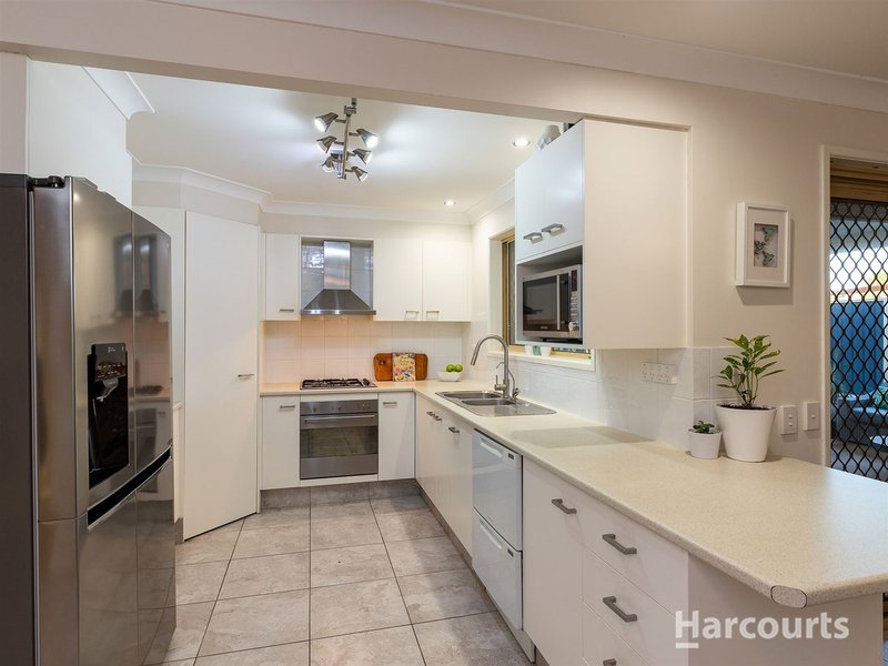 Photo - 2 Mayfair Street, Bray Park QLD 4500 - Image 5