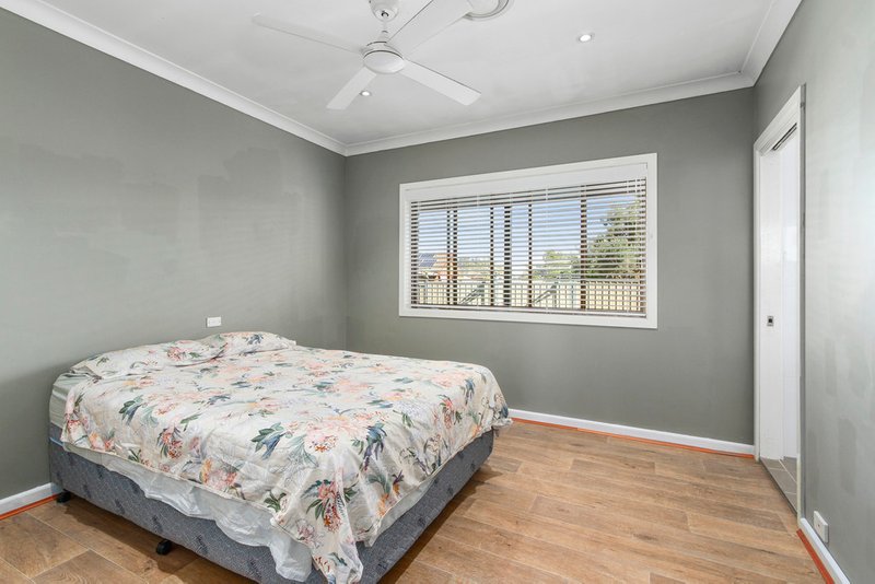 Photo - 2 Mayne Drive, Tamworth NSW 2340 - Image 5