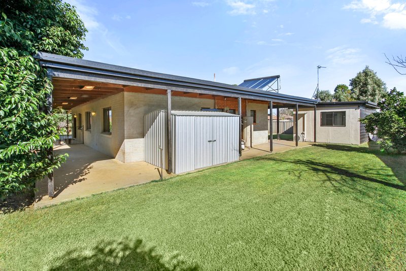 Photo - 2 Mayne Drive, Tamworth NSW 2340 - Image 9