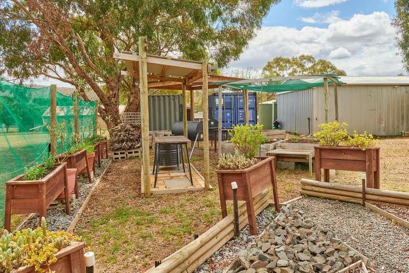 Photo - 2 Mcclellans Crescent, Argyle VIC 3523 - Image 18