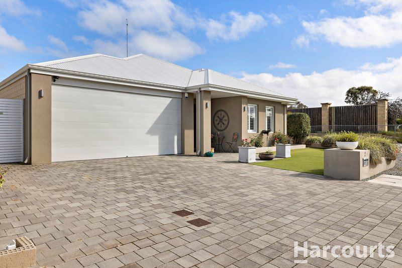 Photo - 2 Mccubbin Loop, Dawesville WA 6211 - Image 2