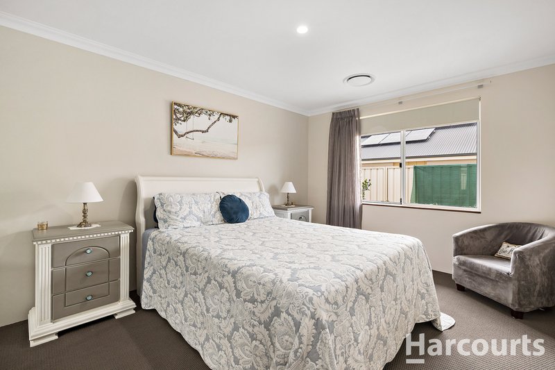 Photo - 2 Mccubbin Loop, Dawesville WA 6211 - Image 11