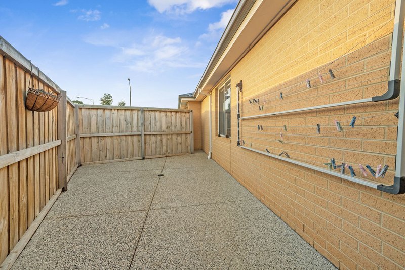 Photo - 2 Mclachlan Street, Bacchus Marsh VIC 3340 - Image 15