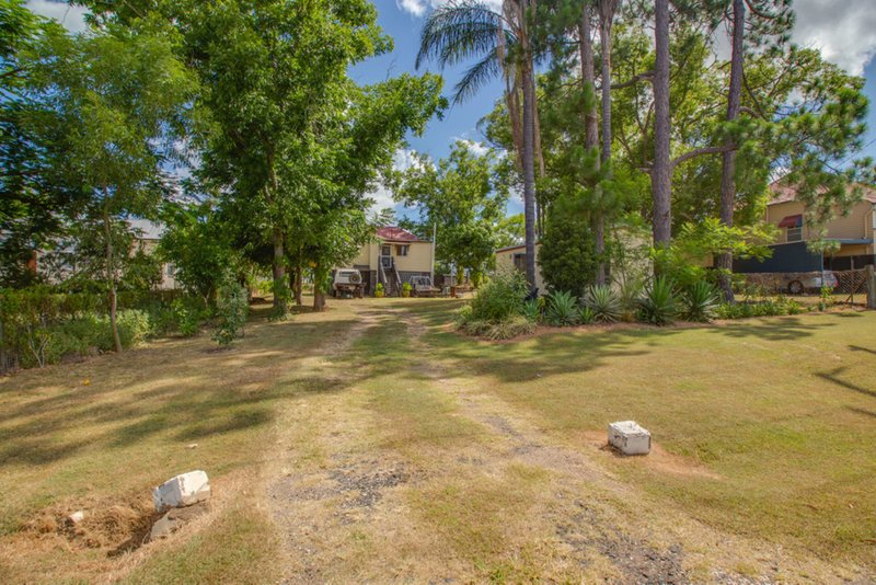 Photo - 2 Mclean Street, North Ipswich QLD 4305 - Image 3