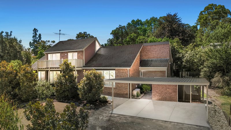 2 Mcleod Place, Mount Waverley VIC 3149