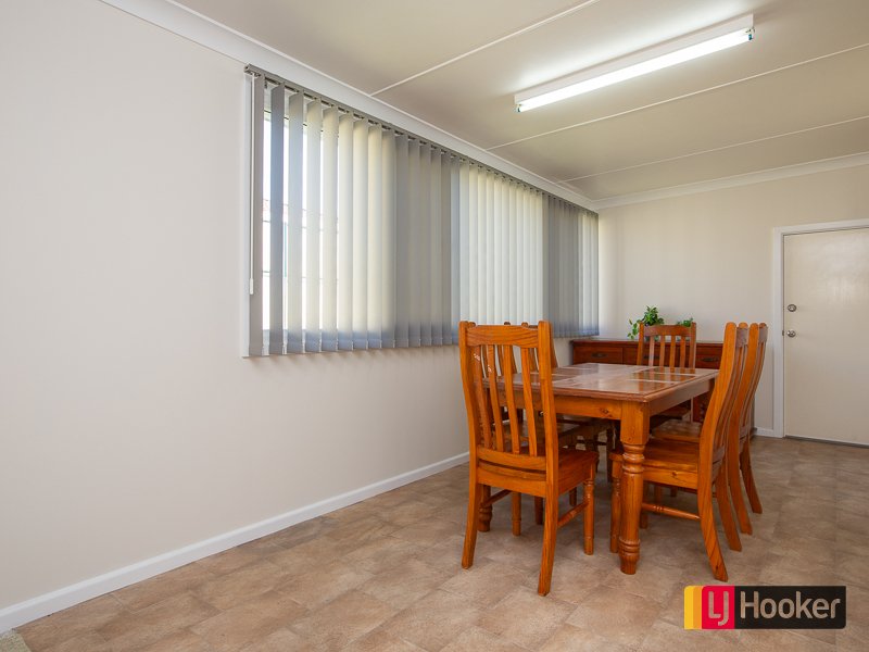 Photo - 2 Mcrae Street, Hillvue NSW 2340 - Image 10