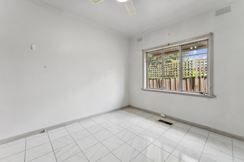 Photo - 2 Mcshane Street, Reservoir VIC 3073 - Image 7