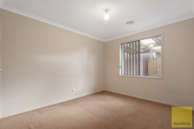 Photo - 2 Meadow Way, Tarneit VIC 3029 - Image 18