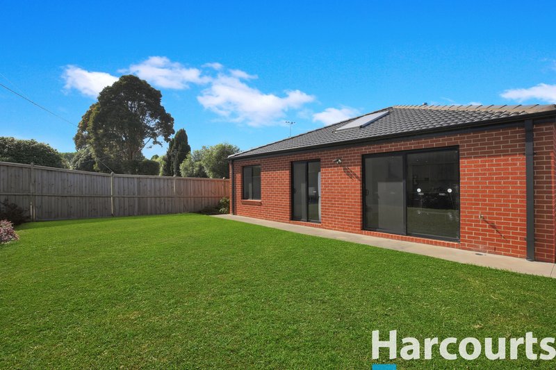 Photo - 2 Meadowbrook Crescent, Warragul VIC 3820 - Image 10