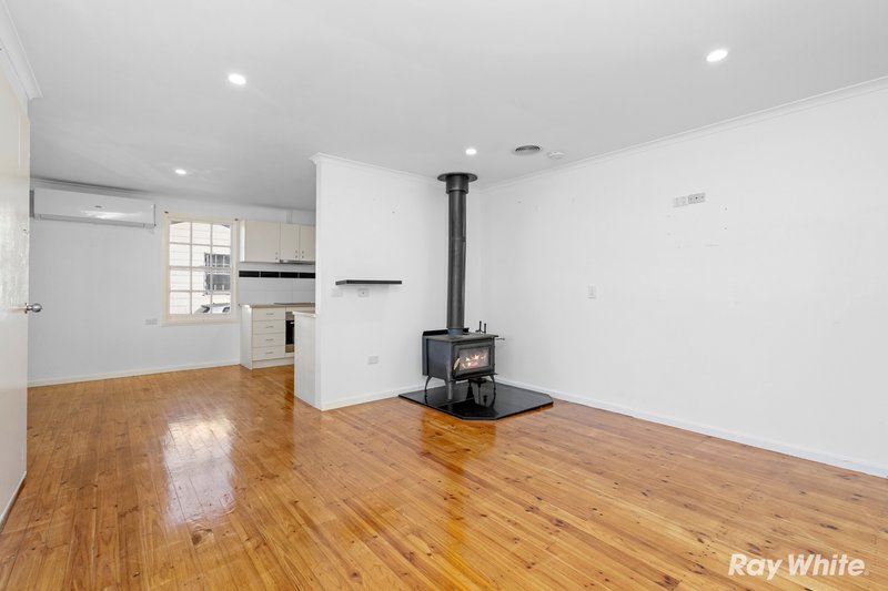 Photo - 2 Meads Place, Mount Austin NSW 2650 - Image 5