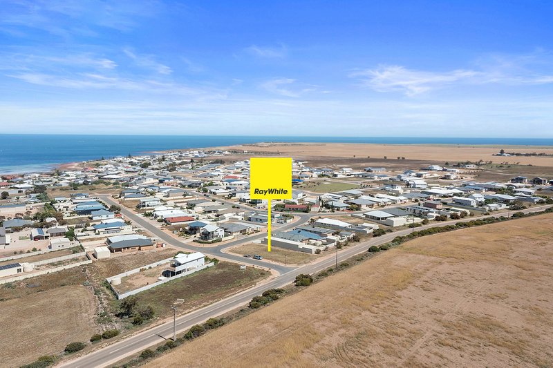 Photo - 2 Meander Way, North Beach SA 5556 - Image 6