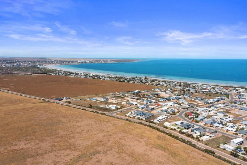 Photo - 2 Meander Way, North Beach SA 5556 - Image 17