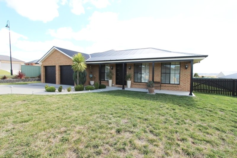 2 Meehan Street, Windradyne NSW 2795