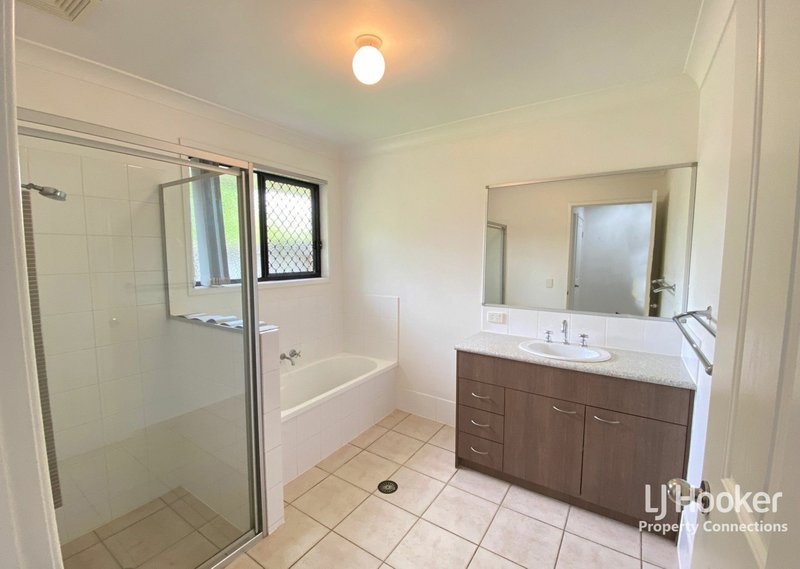Photo - 2 Melissa Circuit, Kallangur QLD 4503 - Image 9