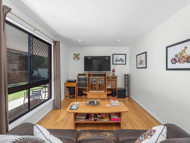 Photo - 2 Mell Street, Bracken Ridge QLD 4017 - Image 12