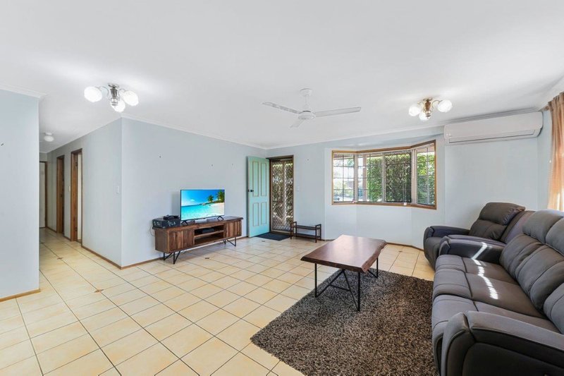 Photo - 2 Merchant Street, Bargara QLD 4670 - Image 4