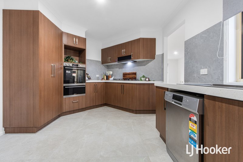 Photo - 2 Mertz Way, Point Cook VIC 3030 - Image 6