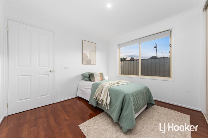Photo - 2 Mertz Way, Point Cook VIC 3030 - Image 12